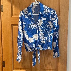 Panama Jack Blue and White Leaf Print Top